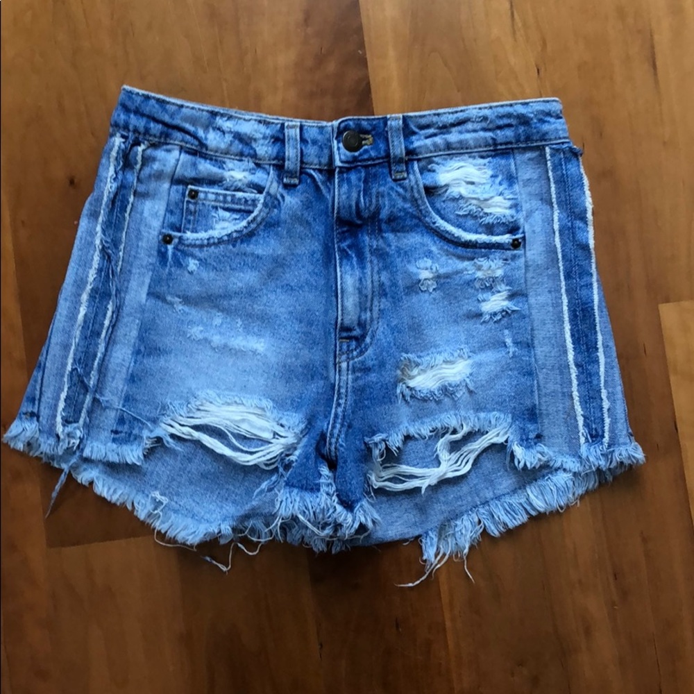 Ripped Light Wash Zara Denim Shorts